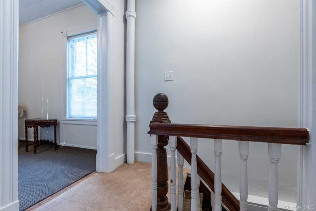 35 Rock Street, Kingston, NY 12401 - Photo 19 of 23