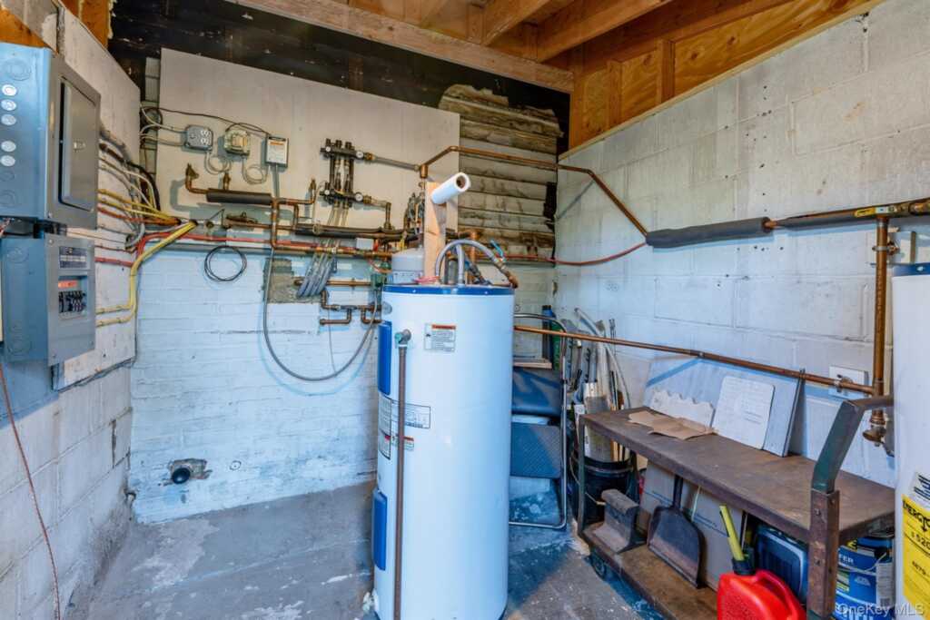 35 Rock Street, Kingston, NY 12401 - Photo 20 of 23