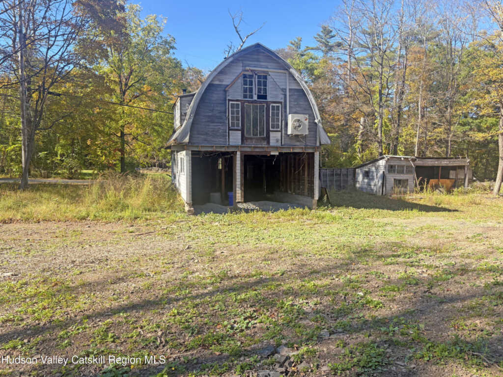 424 High Falls Road, Saugerties, NY 12477 - Photo 17 of 20