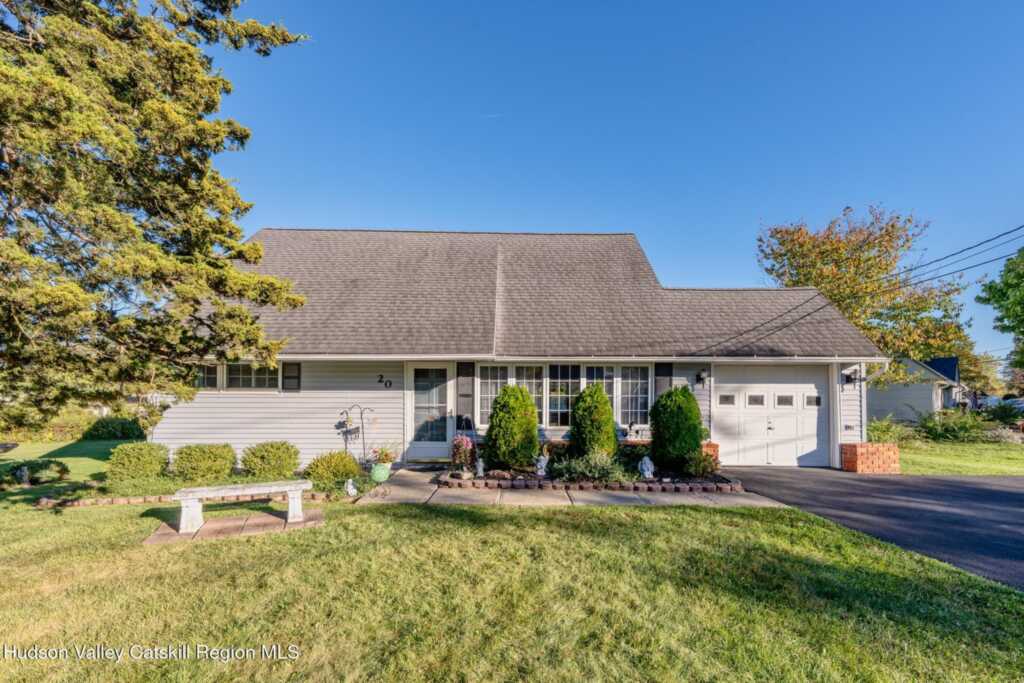 20 Meadowbrook Drive, Kingston, NY 12401 - Photo 2 of 34