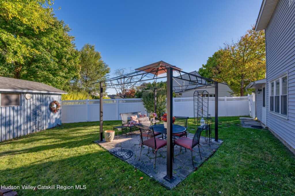 20 Meadowbrook Drive, Kingston, NY 12401 - Photo 27 of 34