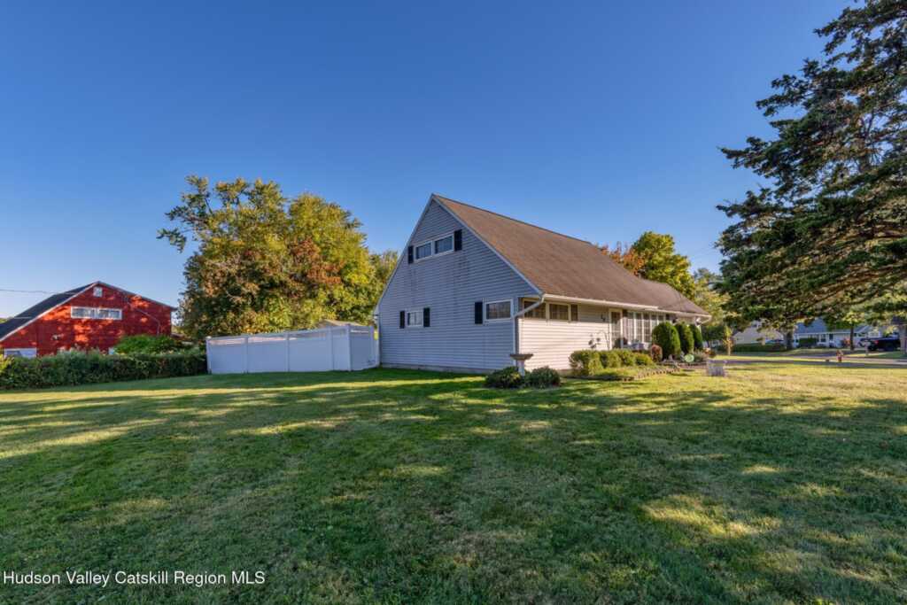 20 Meadowbrook Drive, Kingston, NY 12401 - Photo 33 of 34