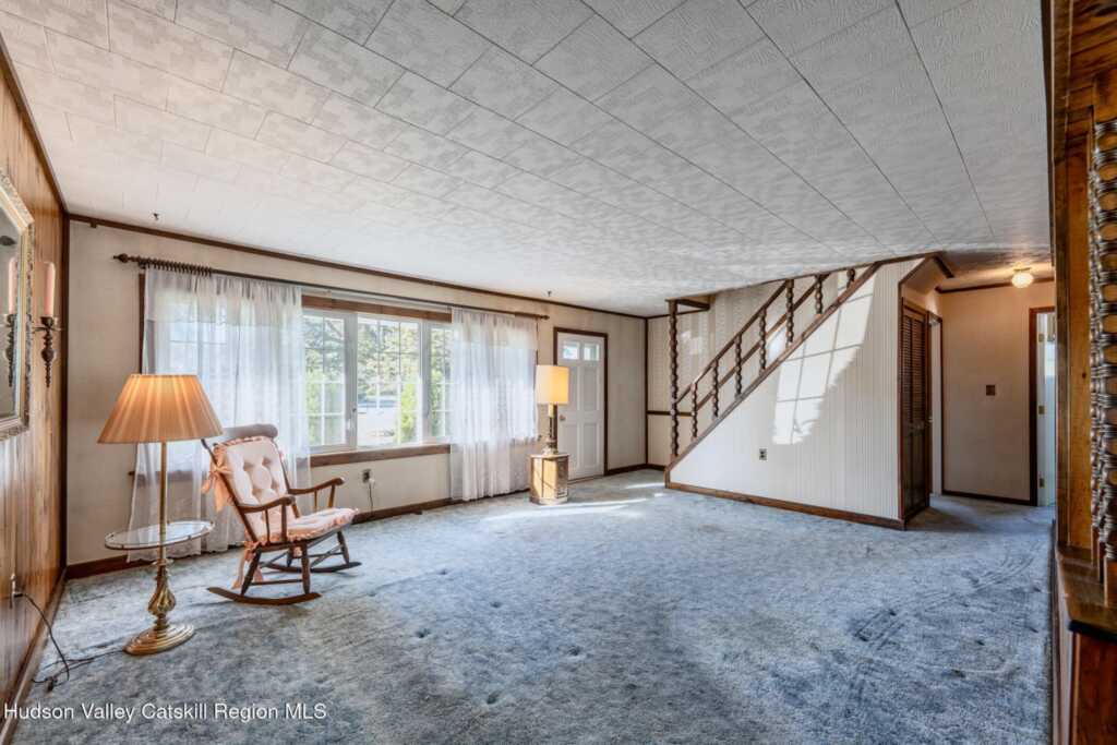 20 Meadowbrook Drive, Kingston, NY 12401 - Photo 6 of 34