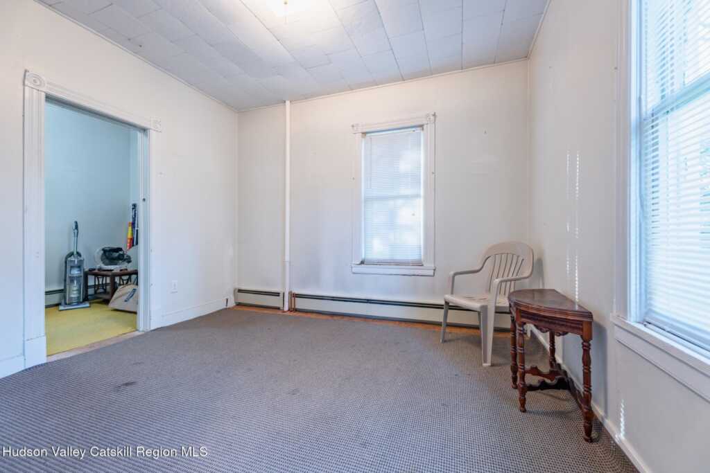 35 Rock Street, Kingston, NY 12401 - Photo 12 of 23