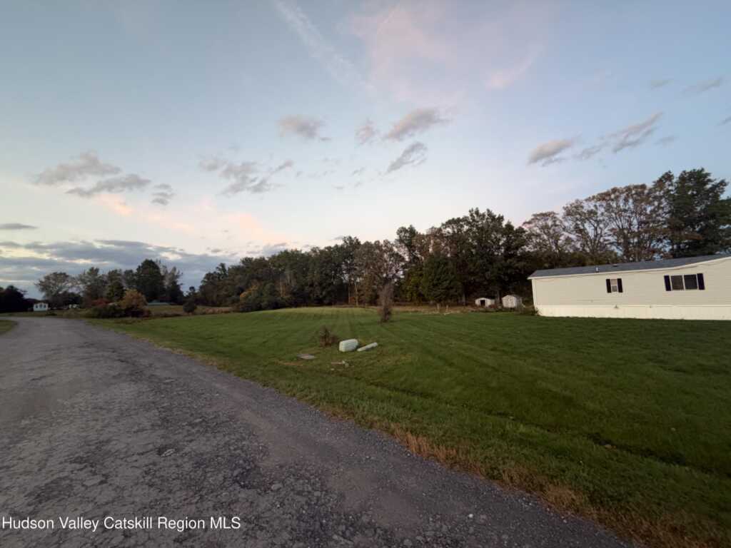 4 Bill Parr Drive, Saugerties, NY 12477 - Photo 2 of 18