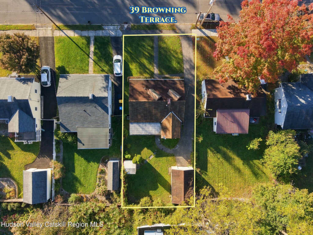 39 Browning Terrace, Kingston, NY 12401 - Photo 3 of 22