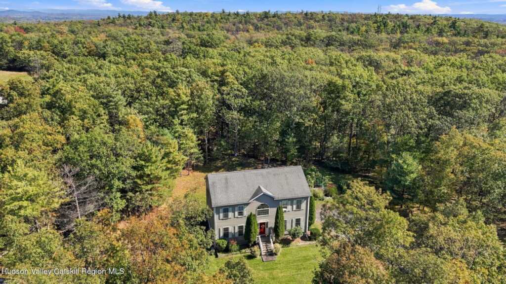 19 Brayden Lane, Saugerties, NY 12477 - Photo 6 of 43