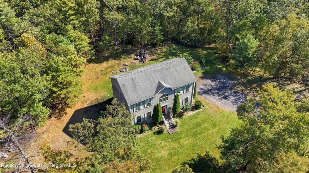 19 Brayden Lane, Saugerties, NY 12477 - Photo 7 of 43