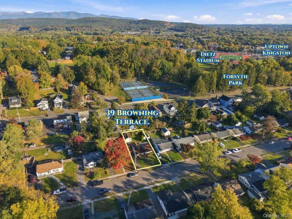 39 Browning Terrace, Kingston, NY 12401 - Photo 2 of 22
