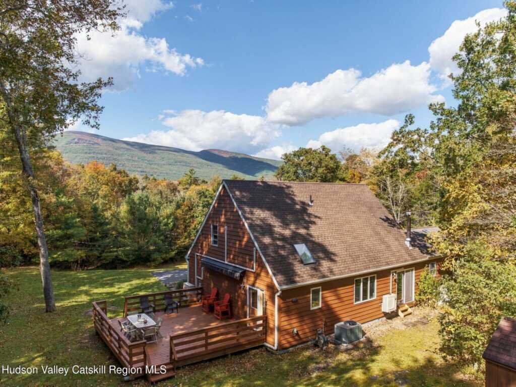 22 Mrs Franks Road, Saugerties, NY 12477 - Photo 2 of 41