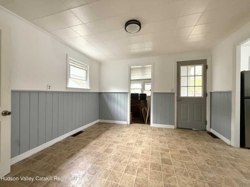 108 Bridge Street, Saugerties, NY 12477 - Photo 7 of 18