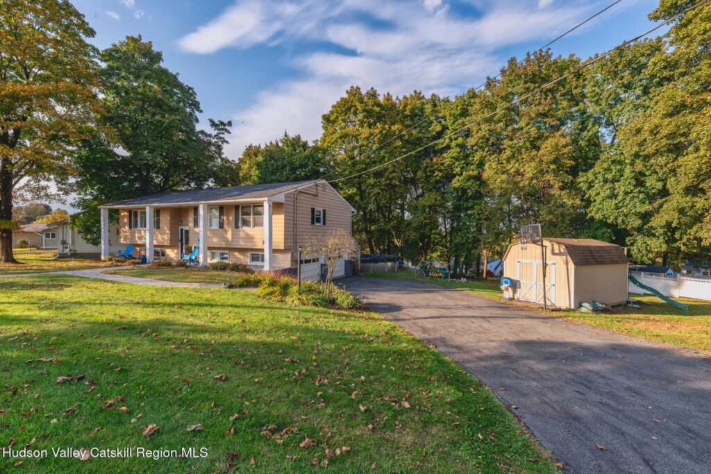 41 Hillcrest Avenue, Kingston, NY 12401 - Photo 28 of 34