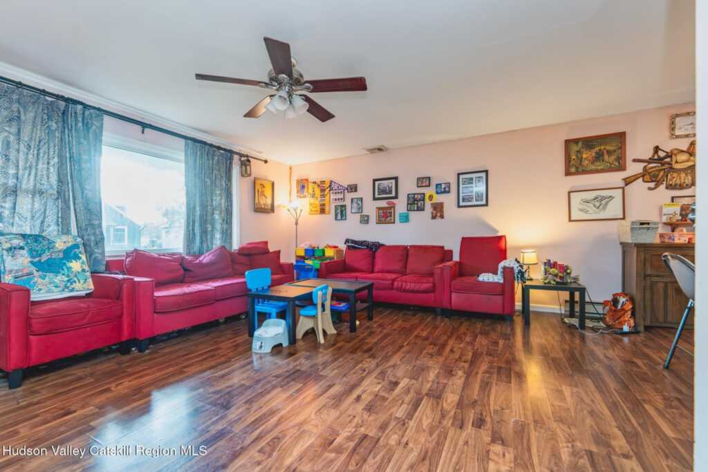 41 Hillcrest Avenue, Kingston, NY 12401 - Photo 4 of 34