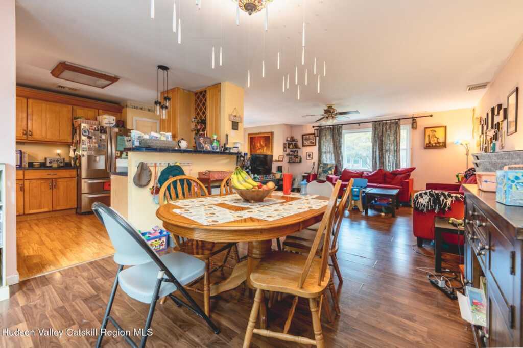 41 Hillcrest Avenue, Kingston, NY 12401 - Photo 9 of 34