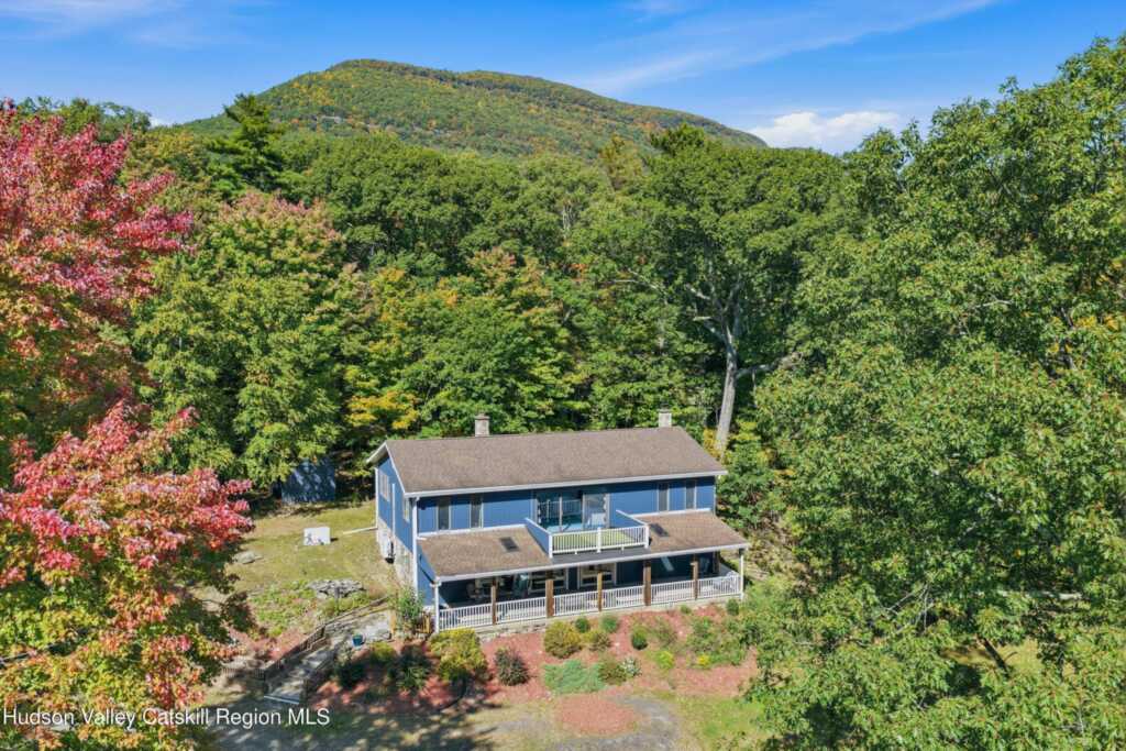 10 Manorville Road, Saugerties, NY 12477