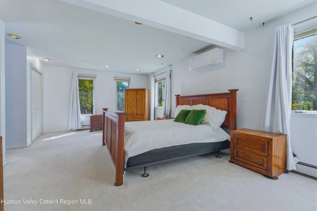10 Manorville Road, Saugerties, NY 12477 - Photo 19 of 34