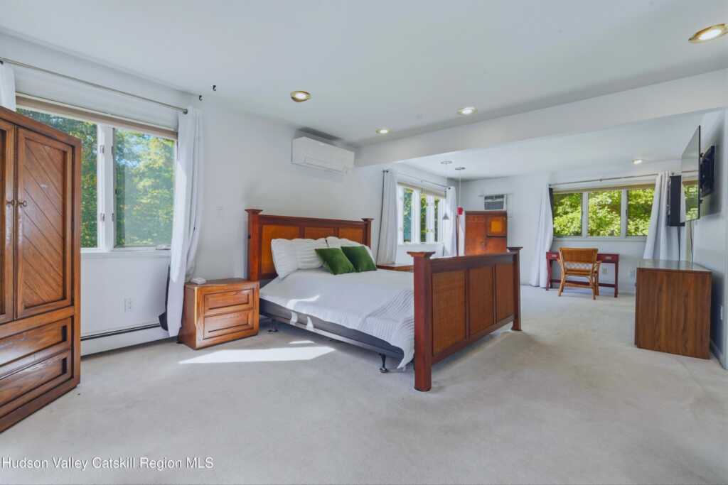 10 Manorville Road, Saugerties, NY 12477 - Photo 20 of 34