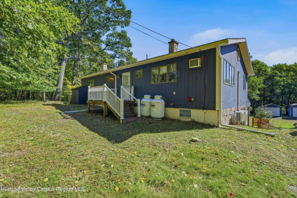 10 Manorville Road, Saugerties, NY 12477 - Photo 29 of 34