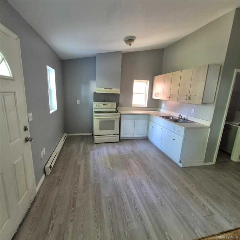 63 Henry Street, Unit #1, Kingston, NY 12401 - Photo 7 of 8
