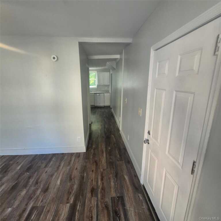 100 Hunter Street, Unit #2, Kingston, NY 12401 - Photo 3 of 10