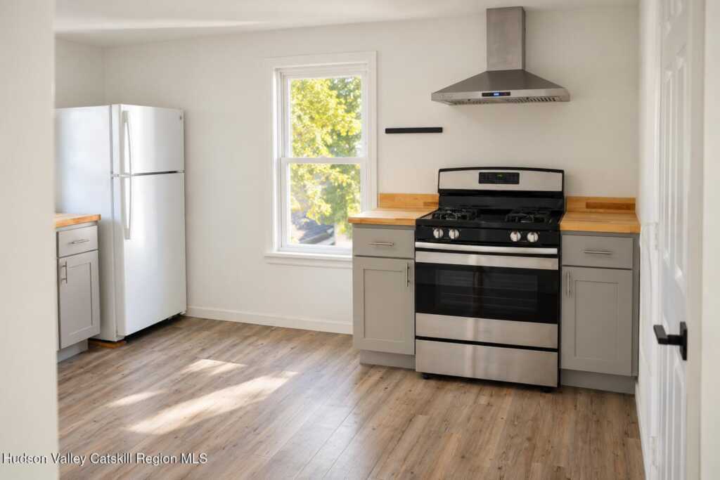 107 Saint James Street, Unit #2, Kingston, NY 12401 - Photo 5 of 18