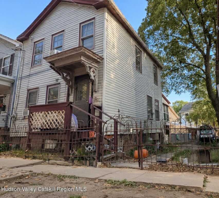 36 Mcentee Street, Kingston, NY 12401 - Photo 2 of 5