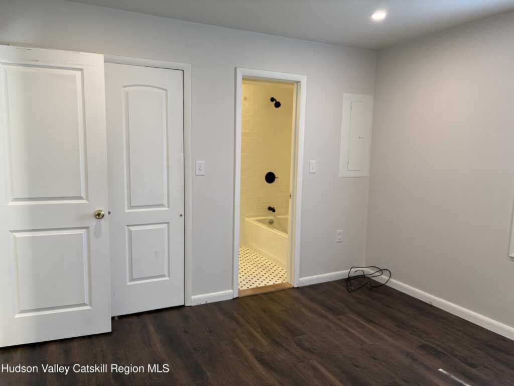 3559 Rt.32, Unit #1, Saugerties, NY 12477 - Photo 6 of 10