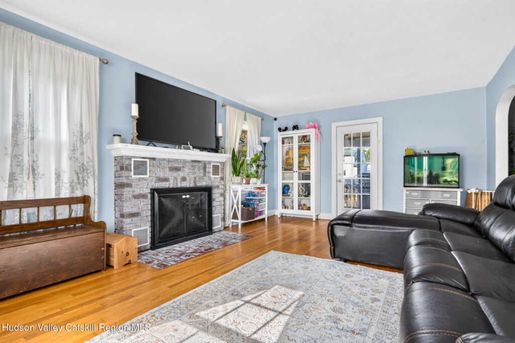 42 Harding Avenue, Kingston, NY 12401 - Photo 3 of 22