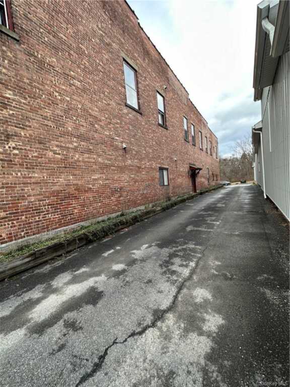 165 Ulster Avenue, Unit #6, Saugerties, NY 12477 - Photo 11 of 11