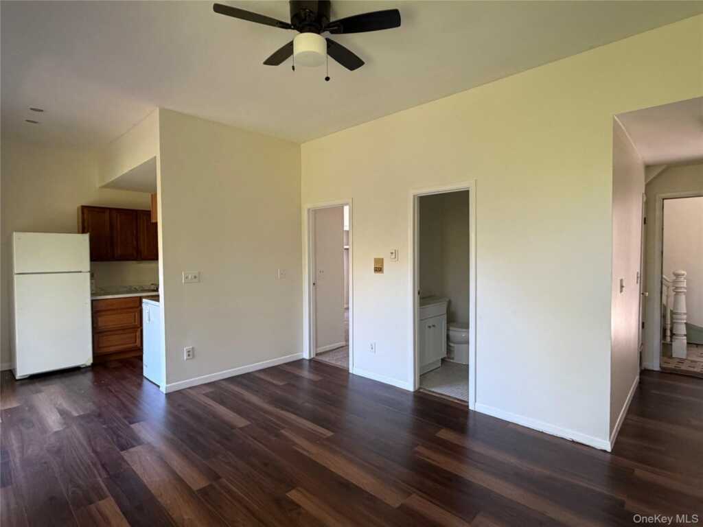 165 Ulster Avenue, Unit #6, Saugerties, NY 12477 - Photo 3 of 11
