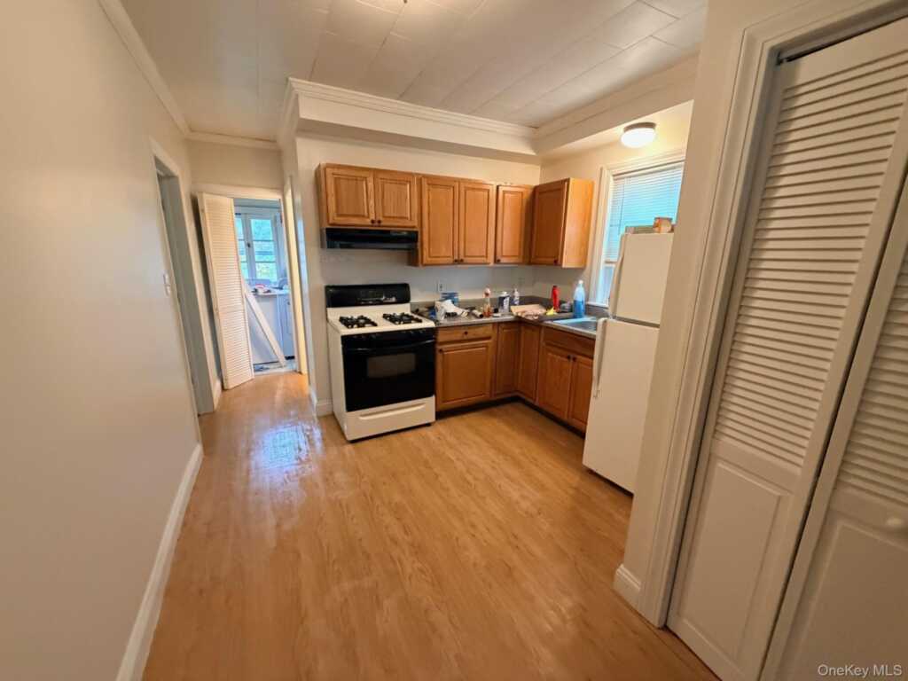 52 First Avenue, Kingston, NY 12401 - Photo 2 of 7