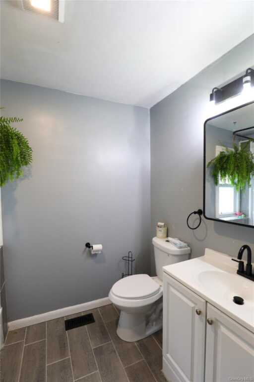 118 Fairview Avenue, Kingston, NY 12401 - Photo 9 of 12
