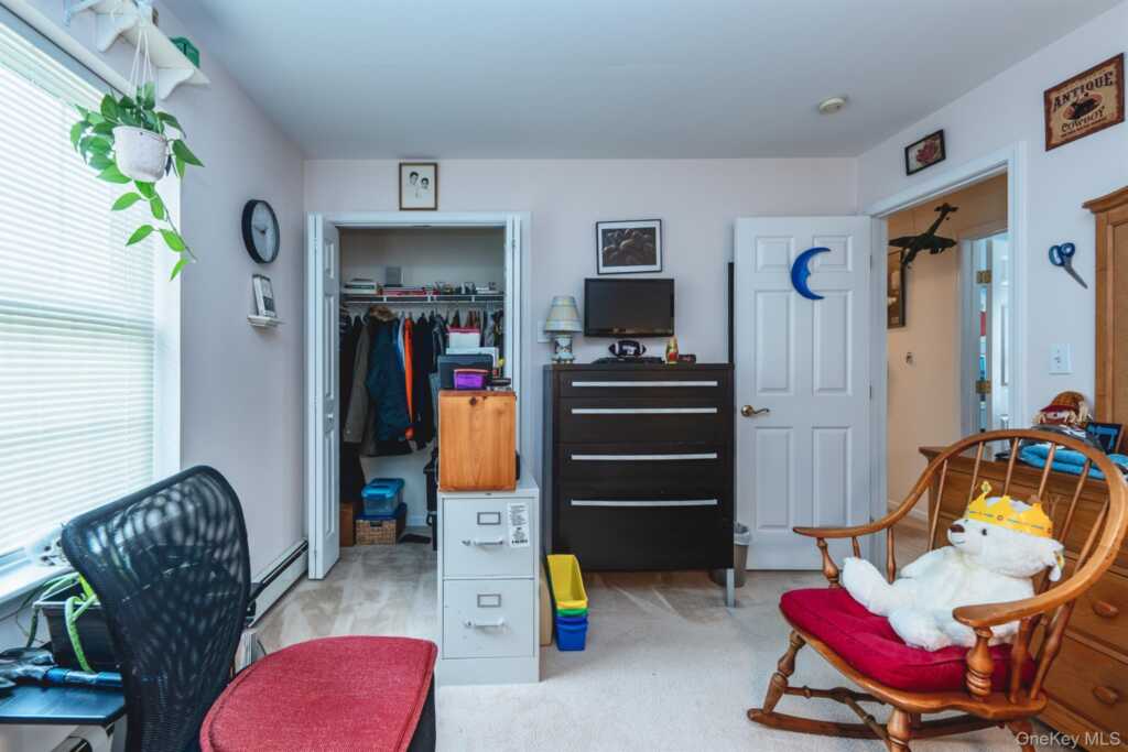42 Colonial Drive, Rosendale, NY 12486 - Photo 20 of 47