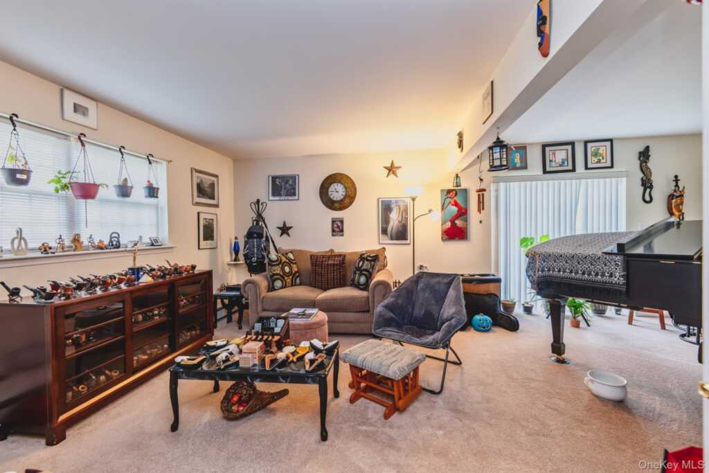 42 Colonial Drive, Rosendale, NY 12486 - Photo 25 of 47