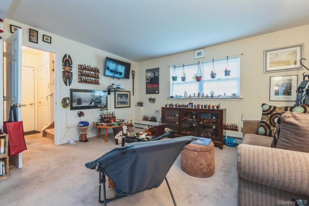 42 Colonial Drive, Rosendale, NY 12486 - Photo 27 of 47