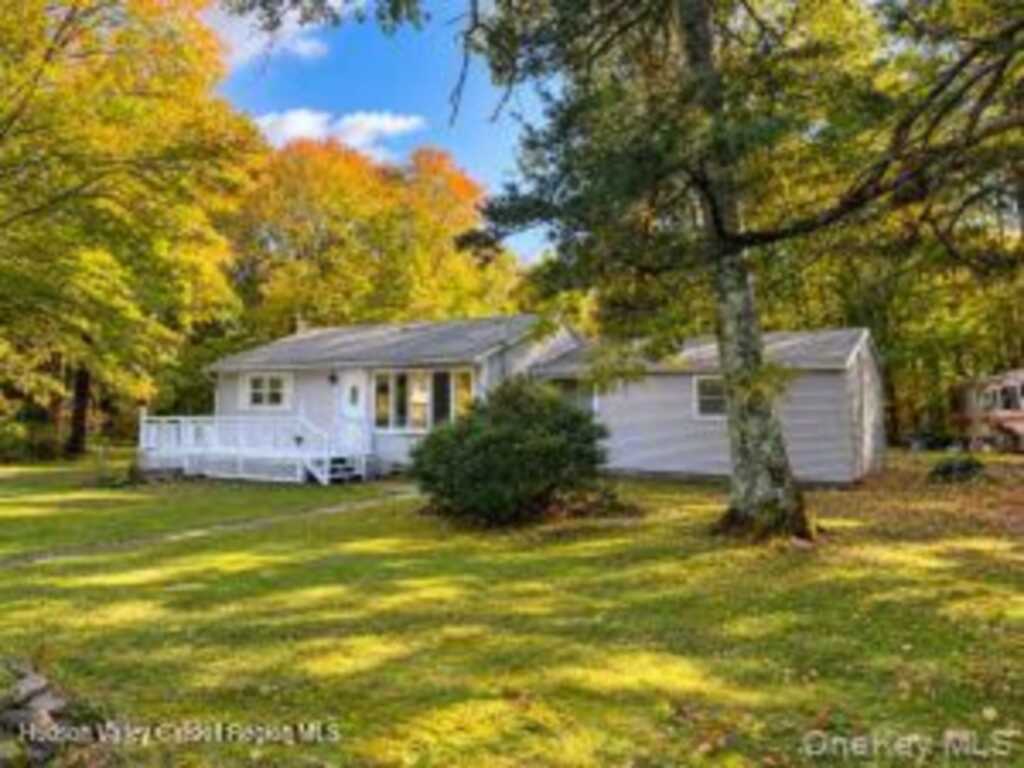 141 Nelson Hoff Road, Saugerties, NY 12477 - Photo 1 of 13