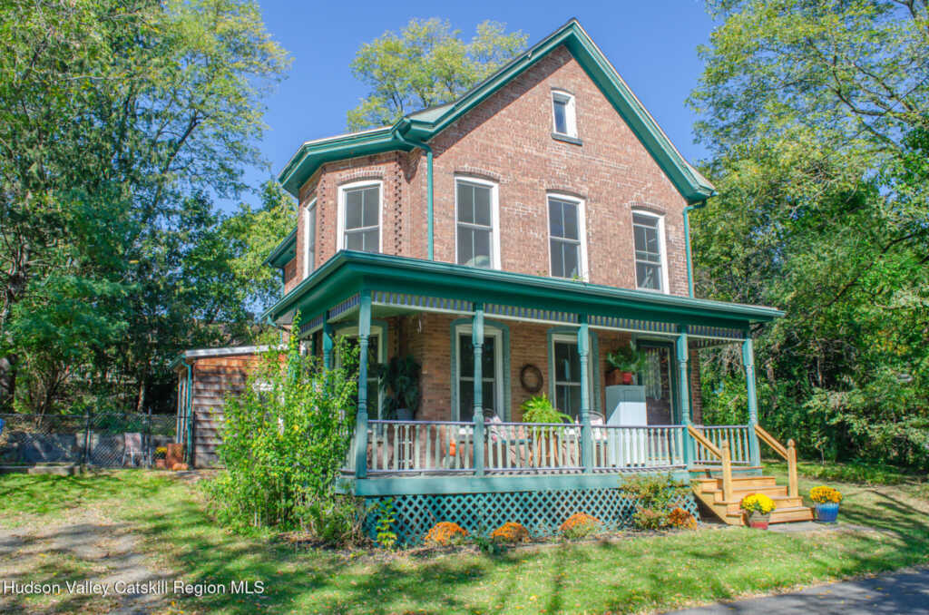 11 Rock Street, Kingston, NY 12401