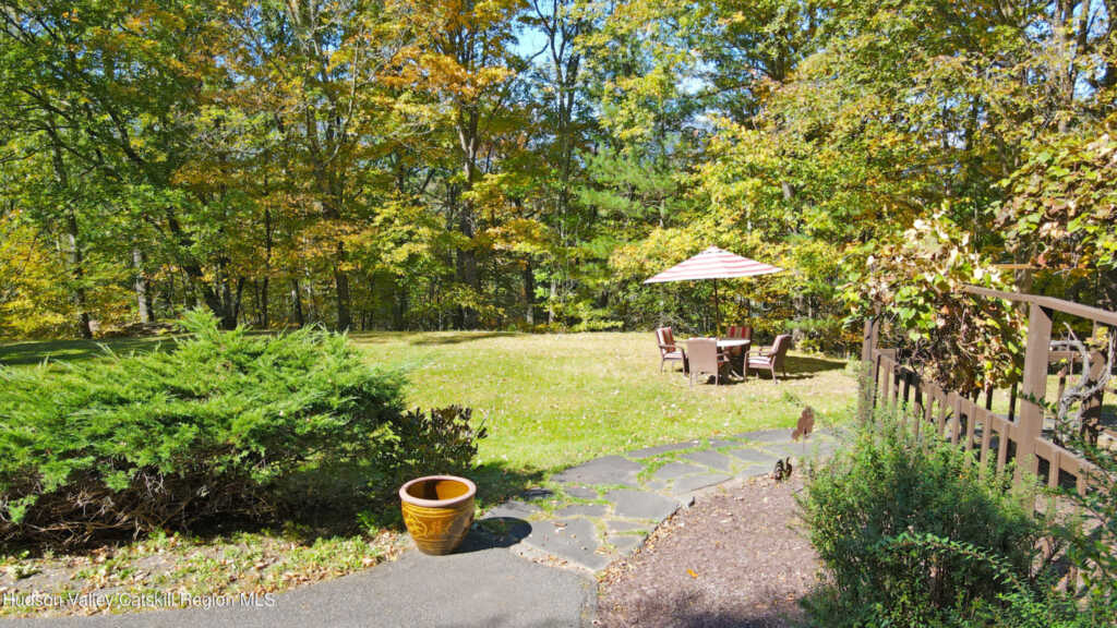 5 Laurel Court, Saugerties, NY 12477 - Photo 7 of 50
