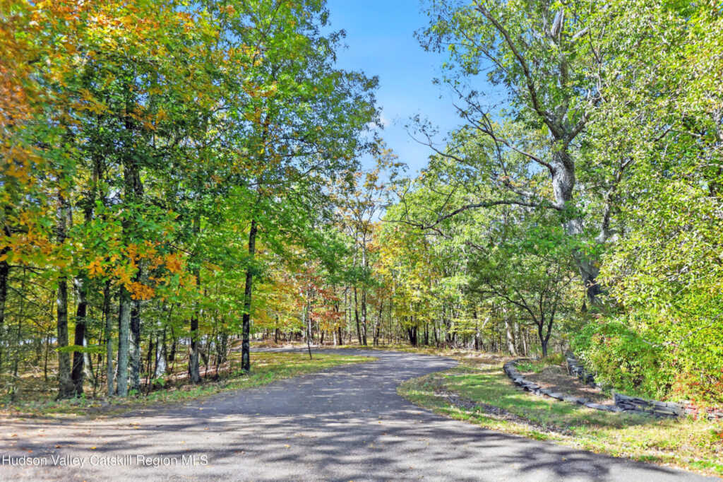 5 Laurel Court, Saugerties, NY 12477 - Photo 8 of 50