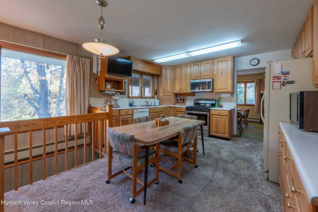 168 Old Stage Road, Saugerties, NY 12477 - Photo 19 of 50