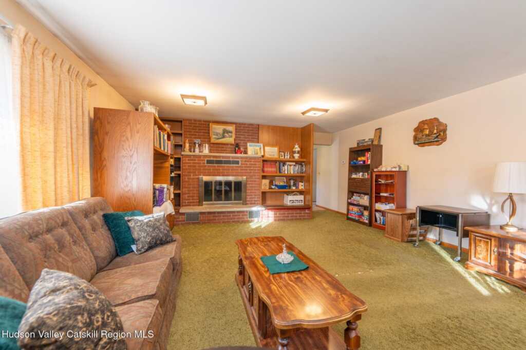 168 Old Stage Road, Saugerties, NY 12477 - Photo 7 of 50