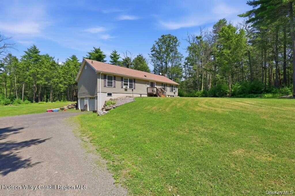 630 Ashokan Road, Kingston, NY 12401 - Photo 5 of 42