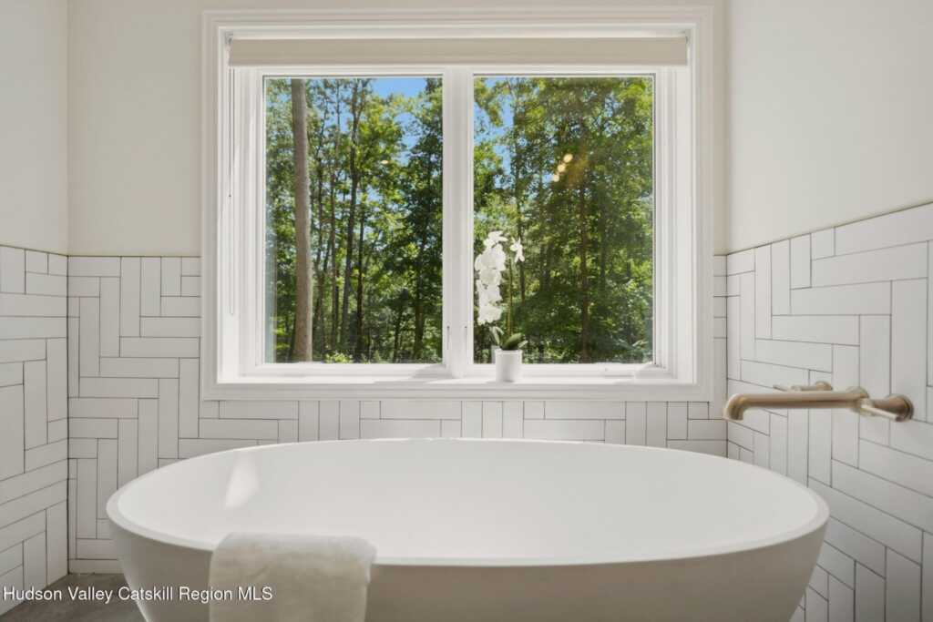 780 Oakwood Circle, Stone Ridge, NY 12484 - Photo 25 of 38