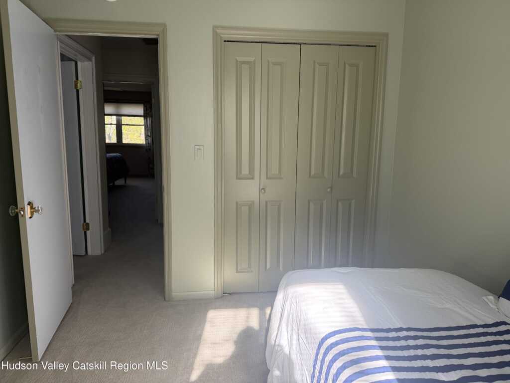 302 Briarwood Court, New Paltz, NY 12561 - Photo 13 of 19