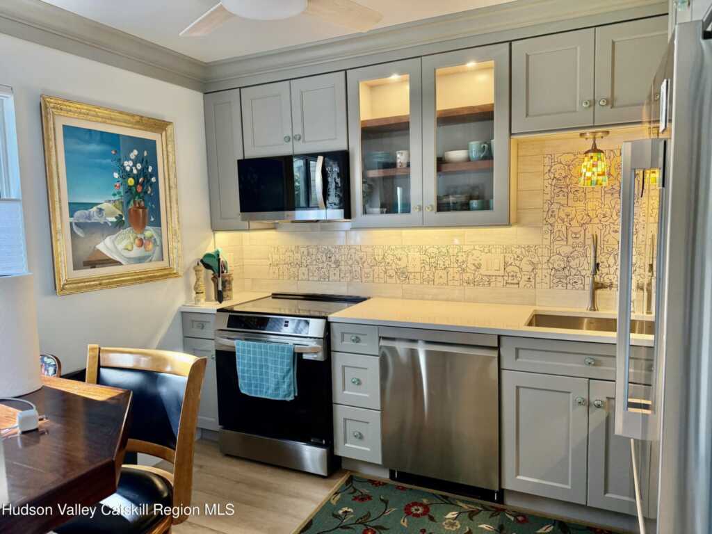 302 Briarwood Court, New Paltz, NY 12561 - Photo 4 of 19