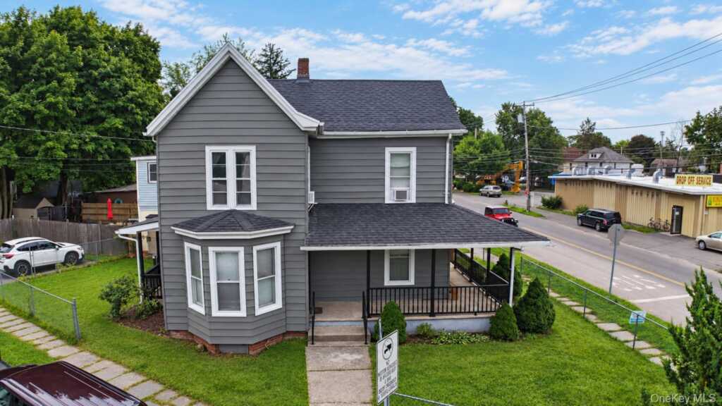 180 Foxhall Avenue, Kingston, NY 12401 - Photo 2 of 18