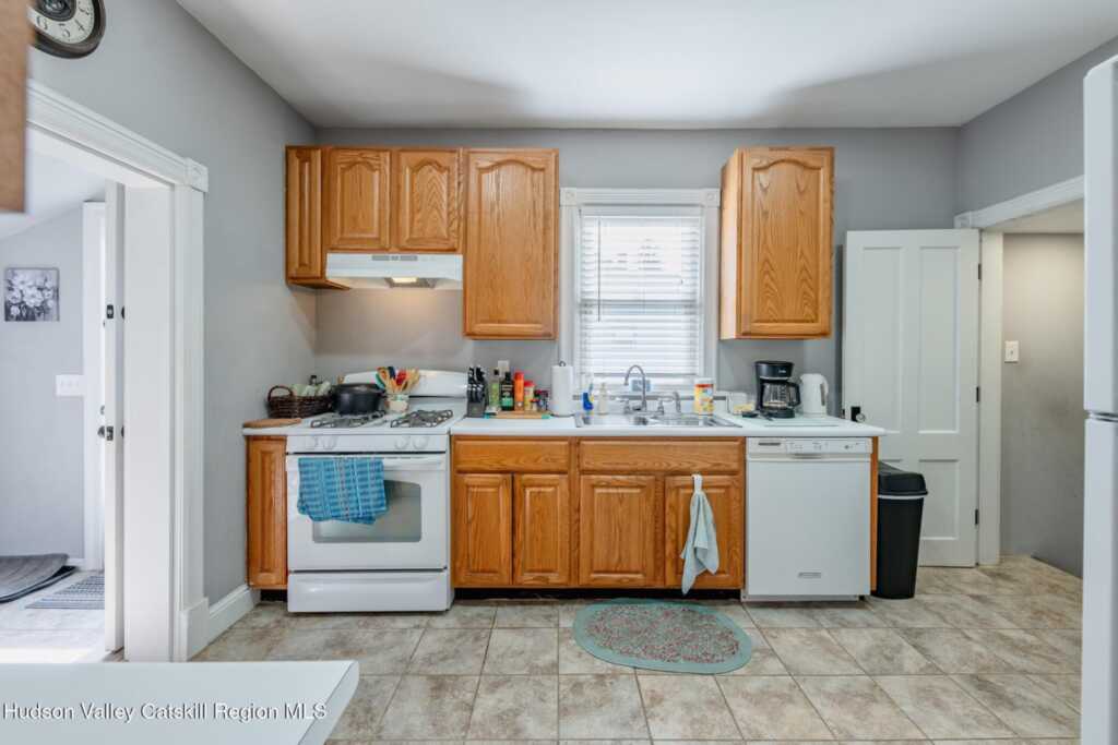 16 Tubby Street, Kingston, NY 12401 - Photo 20 of 42