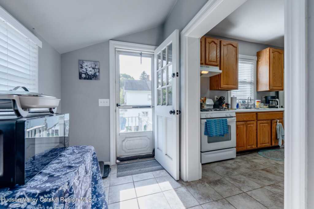 16 Tubby Street, Kingston, NY 12401 - Photo 24 of 42
