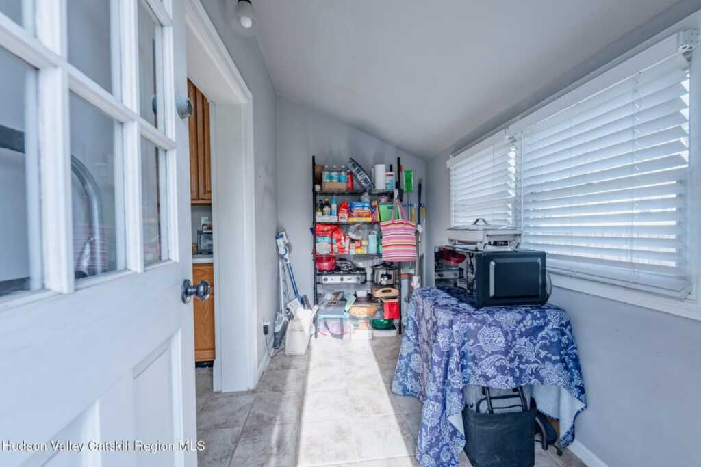 16 Tubby Street, Kingston, NY 12401 - Photo 25 of 42