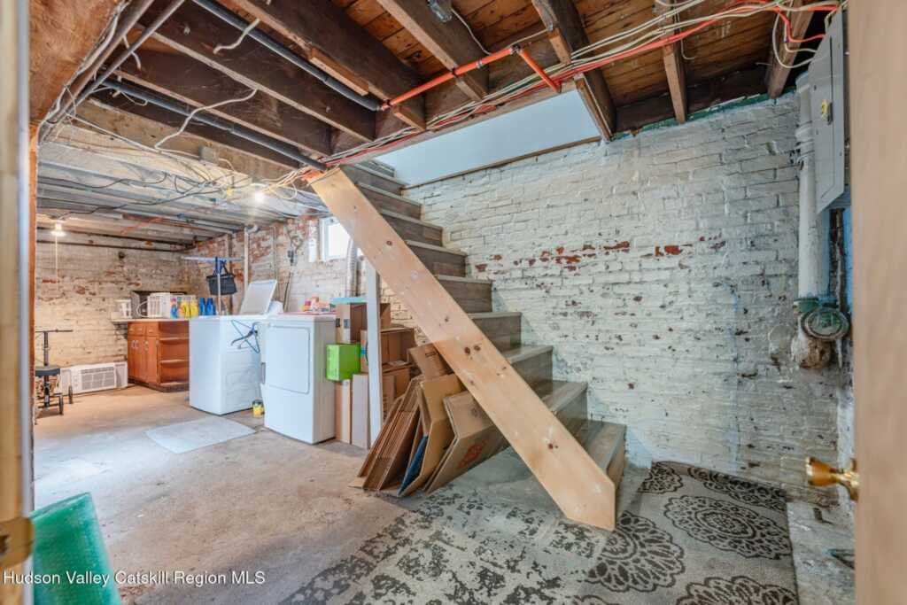 16 Tubby Street, Kingston, NY 12401 - Photo 36 of 42